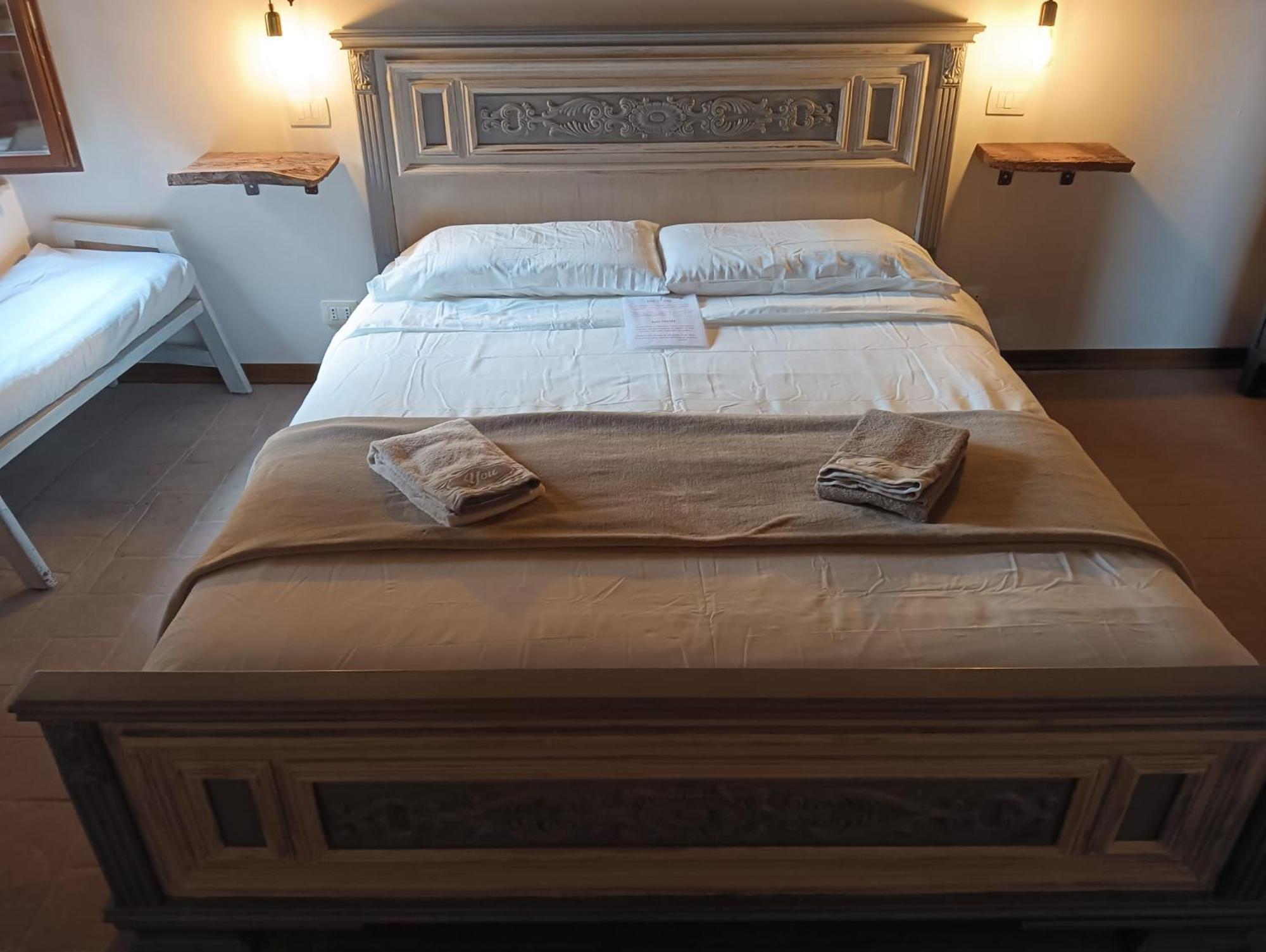 Casa Vacanze Castiglione - 4 Posti Letto Castiglione Della Valle Ngoại thất bức ảnh